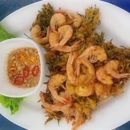 ทอดมันกุ้งใบเล็บครุฑ