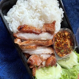 ข้าวคอหมูย่างล้นๆๆ