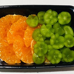 ส้มไต้หวันพร้อมทาน+องุ่นไชมัส