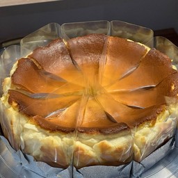 Basque Cheesecake