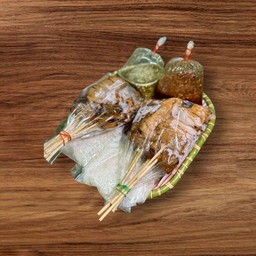 ชุดอิ่มคุ้มหมู20ไม้แถม2 พร้อมน้ำจิ้มซีฟู๊ด