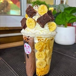 ร้านเด็ดใบชา & กาแฟสด บ้านดุง