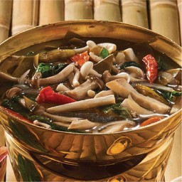 แกงเห็ดสามอย่าง