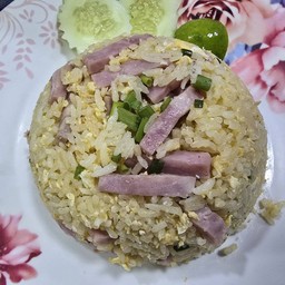 ข้าวผัดแฮม