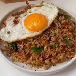 ข้าวกระเพราคลุก