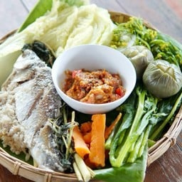 ปลาส้มนึ่งแจ่ว