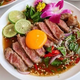 วากิวไข่หนึบ ยำน้ำปลาร้า