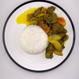 ข้าวราดผัดเครื่องในไก่