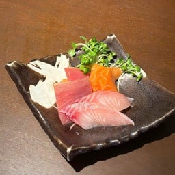 Sensui Sashimi Set (Deep dive) (180g.)