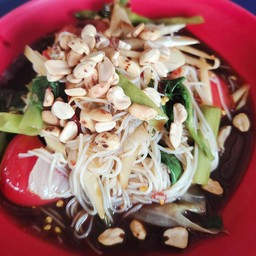 ตำซั่วขนมจีนผักลวก