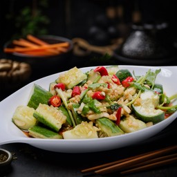 ยำแตงกวา