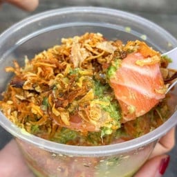 แซลม่อนแซ่บ