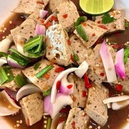 ยำหมูยอ
