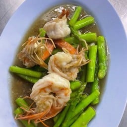 หน่อไม้ฝรั่งผัดกุ้ง