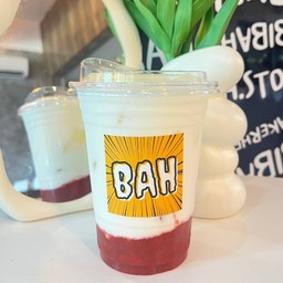 นมสดสตรอว์เบอรี่โฮมเมด