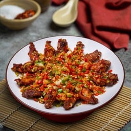 ไก่คั่วพริกเกลือ