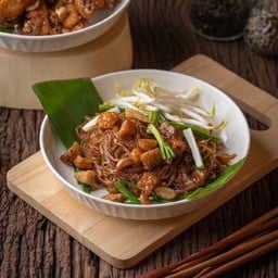ผัดหมี่ลาวกากหมู