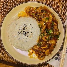 ข้าวหน้าหมูผัดมิโซะ สไปร์ซี่