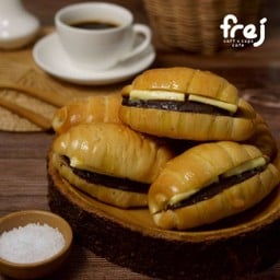 Red Bean Shio Pan