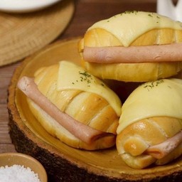 ชิโอะปังแฮมชีส 1 ชิ้น