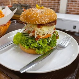 แฮมเบอร์เกอร์เนื้อ