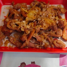 หมูแดดเดียวกระเทียมหอมทอด