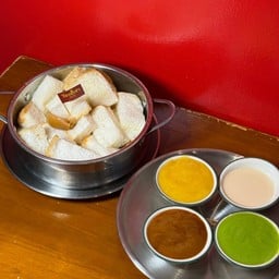 ปังนึ่ง ทูโทน