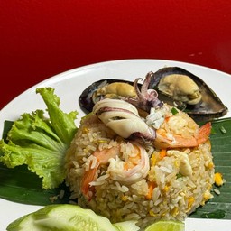 ข้าวผัดทะเล