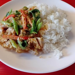 ข้าวพริกแกงไก่สไปร์ซี่(พิเศษ)
