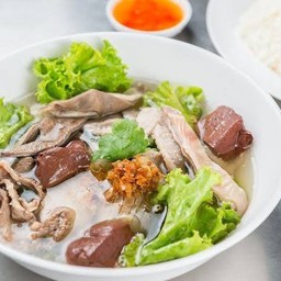 เกาเหลาเลือดหมู