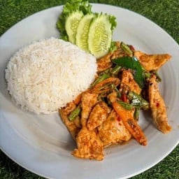ข้าวพริกแกงไก่