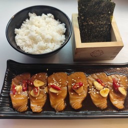 แซลมอนดอง