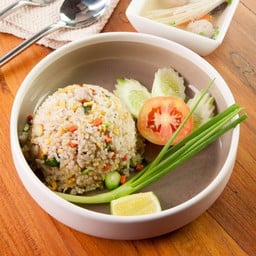 ข้าวผัดคะน้าปลาเค็ม