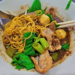 ก๋วยเตี๋ยวเรือ เนื้อตุ๋น