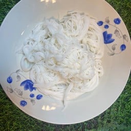 เส้นขนมจีนเปล่า