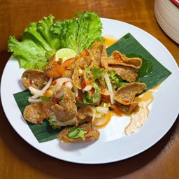 ยำกือโป๊ะ