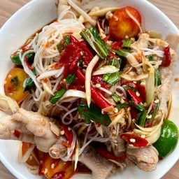 ตำตีนนนน…ไก่*** แนะนำ