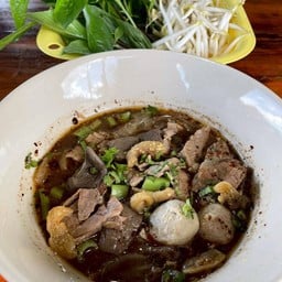 ก๋วยเตี๋ยวเรือเขาพนมรุ้ง แม่สาย