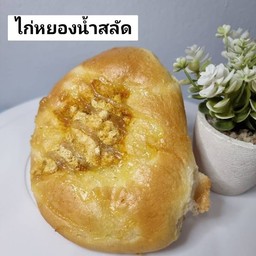 ไก่หยองน้ำสลัด