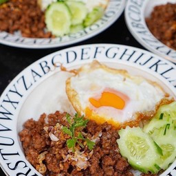 หมูสับทอดกระเทียม ราดข้าว