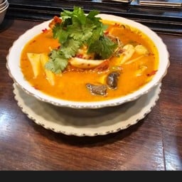 ต้มยำกุ้ง น้ำข้น หรือ น้ำใส