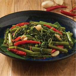 ผัดผักบุ้ง