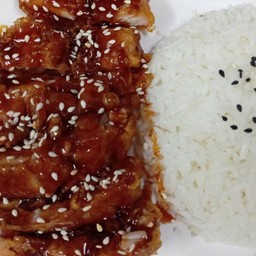 ข้าวไก่กรอบซอสเกาหลี