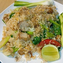 รสเด็ดตามสั่ง(ตลาดสยามไนท์) ร้านอาหารตามสั่งหน้าตลาดสยามไนท์