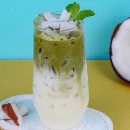 นมโอ๊ตมัทฉะมะพร้าว