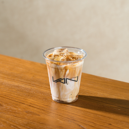 Iced Caramel Macchiato