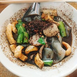 ใหญ่เเห่งเนื้อ