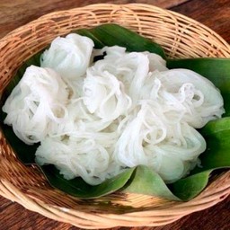 ขนมจีน.