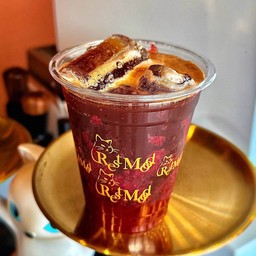 อเมริกาโน่สตอเบอร์รี่โซดา