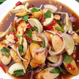 ยำหมูยอ+ไส้กรอก จัดจ้าน